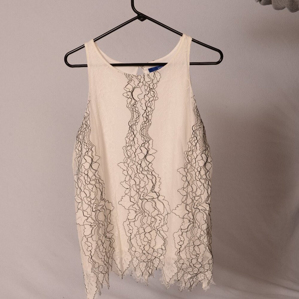 ATT9 white with black lace sleeveless top